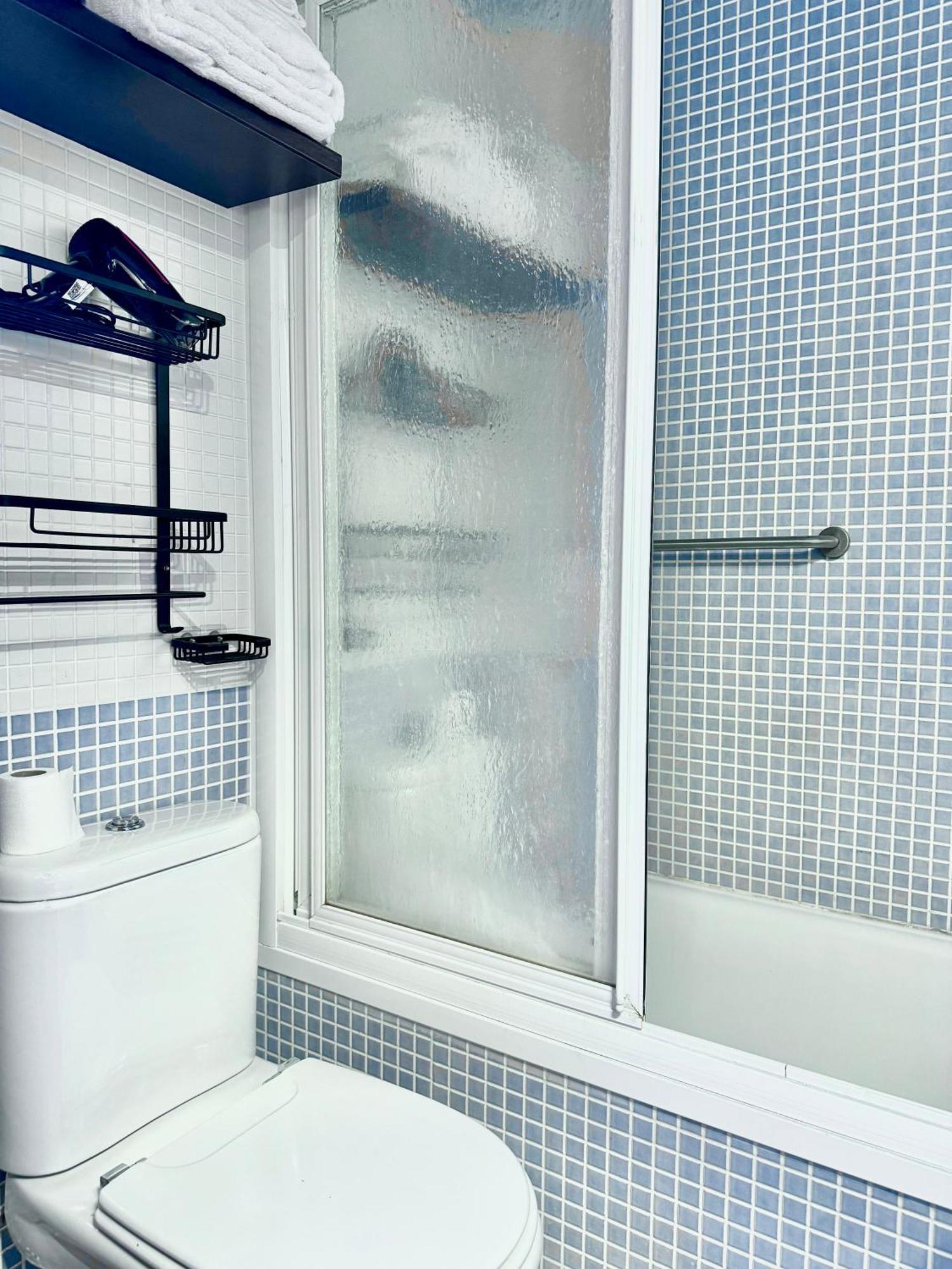 Apartamento Con Balcon Castilla Triana เซบีญา ภายนอก รูปภาพ